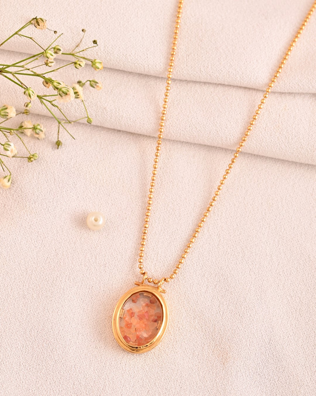 Locked Aura Carnelian Necklace