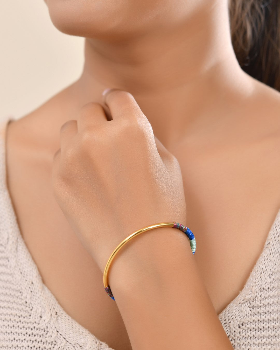 Aura Multi Thread Cuff