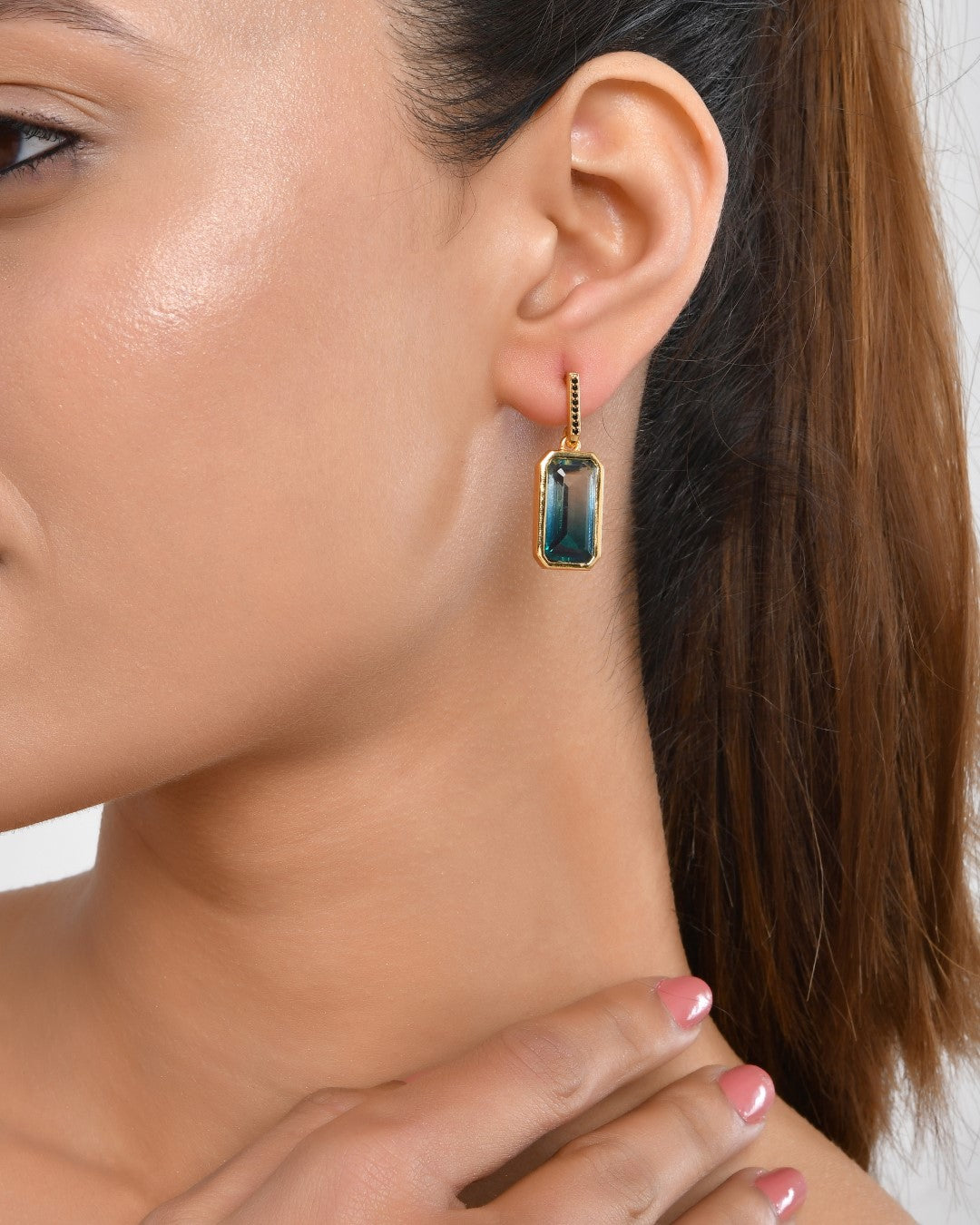 Crystal Quartz Dwirang Drop Earring