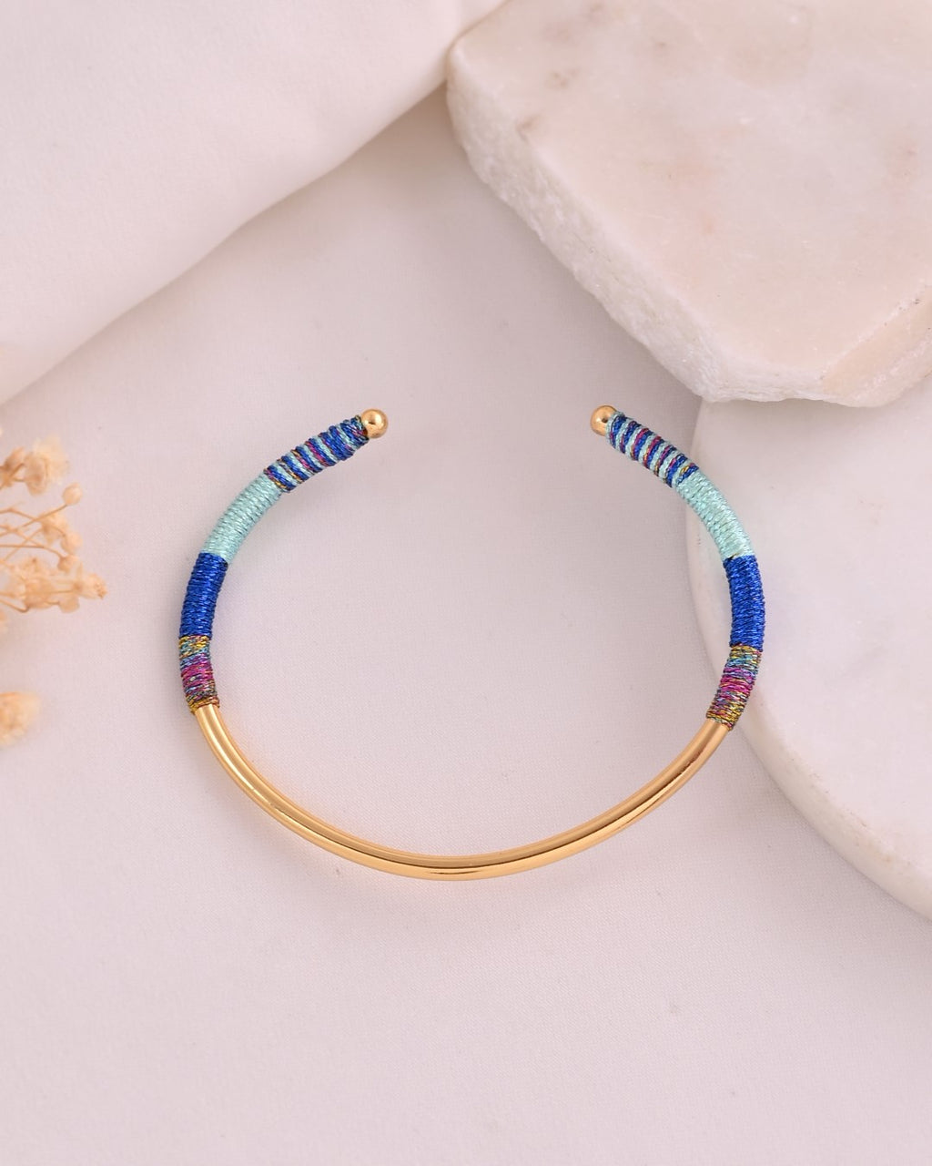 Aura Multi Thread Cuff