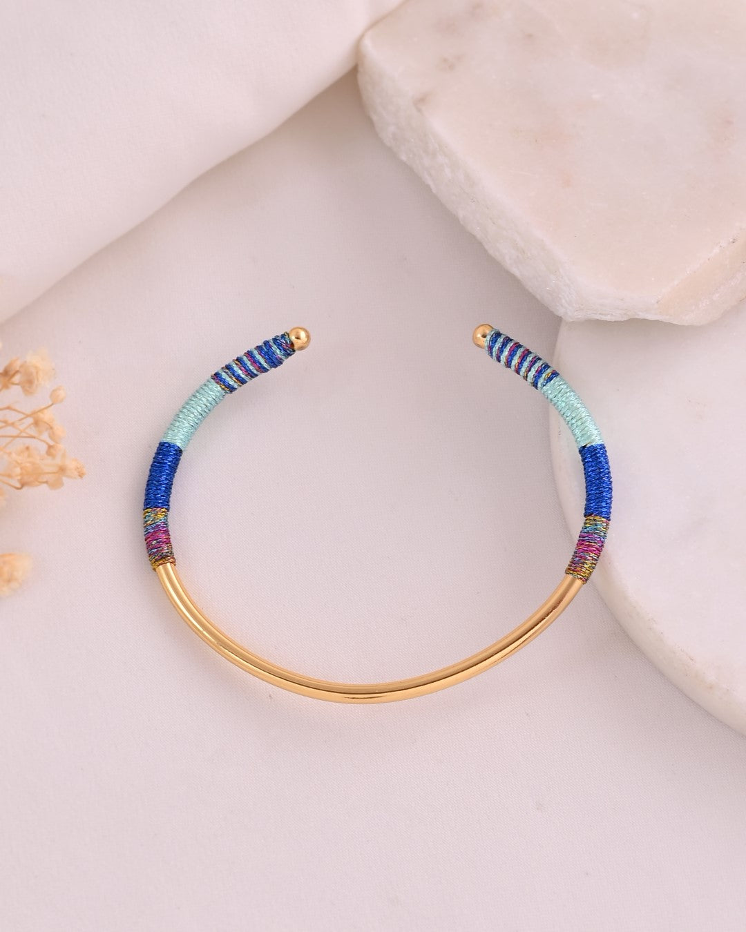 Aura Multi Thread Cuff